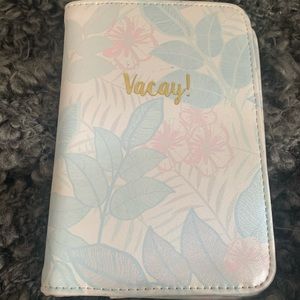 Lauren Conrad Passport Cover